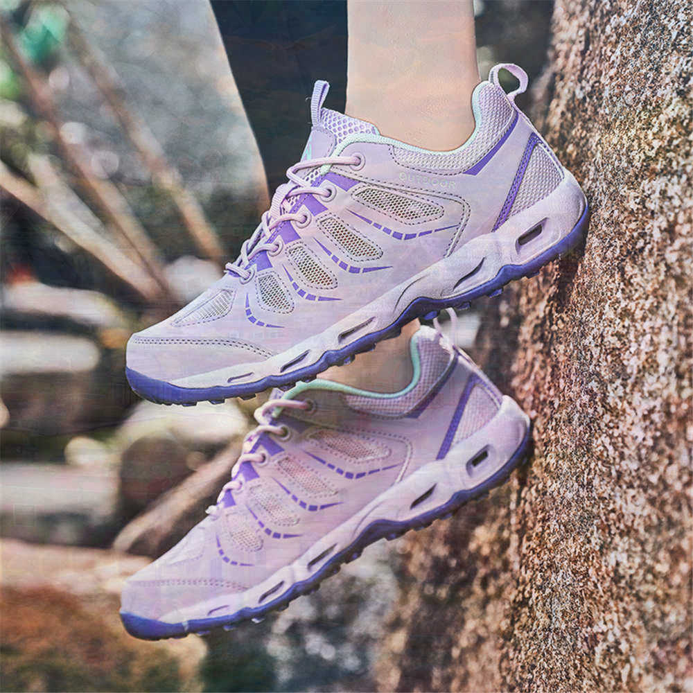 Sumer Round Tip Silver Sneaker - Wedding Supply Resale 评论和价格